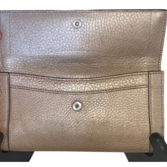 Gucci Vintage Gold Metallic Italian Leather Continental Bifold Flap Long Wallet - Picture 8 of 14